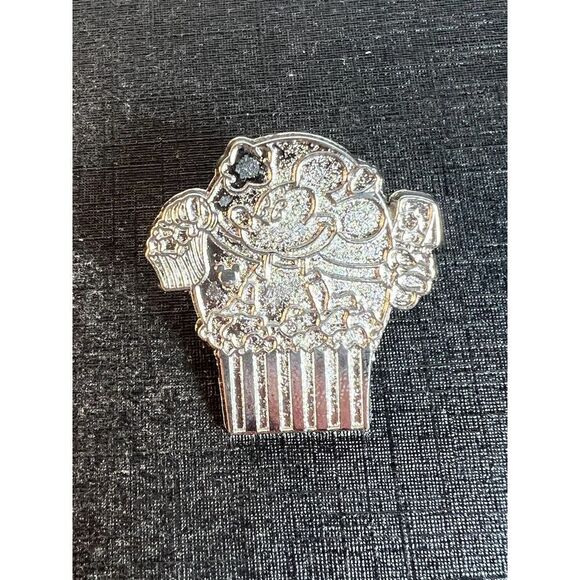Disney Pin Hidden Mickey Popcorn Labels Mickey Chaser - Picture 1 of 6